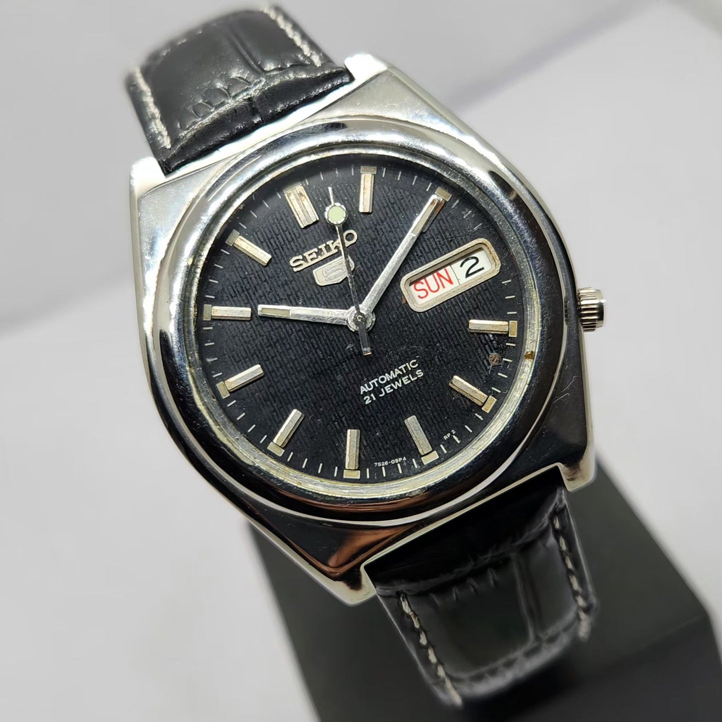 Vintage 1980 Original Seiko 5 Automatic 7S26-00Y0 Black Face 21 Jewels Day-Date Japanese Men's Wrist Watch OG320