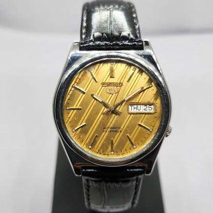 Vintage 1997 Original Seiko 5 Automatic 7S26-3180 Gold Face 21 Jewels Day-Date Japanese Men's Wrist Watch OG321
