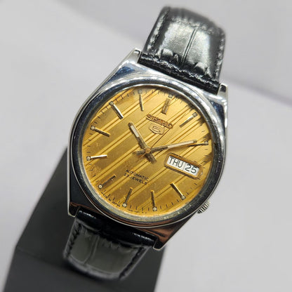 Vintage 1997 Original Seiko 5 Automatic 7S26-3180 Gold Face 21 Jewels Day-Date Japanese Men's Wrist Watch OG321