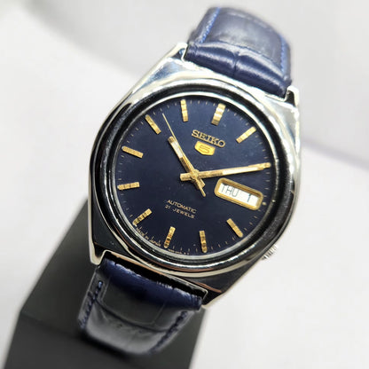 Vintage 1978 Original Seiko 5 Automatic 7S26-0530 Blue Face 21 Jewels Day-Date Japanese Men's Wrist Watch OG323