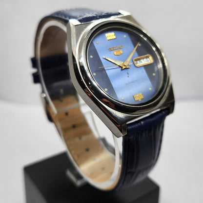 Vintage 1999 Original Seiko 5 Automatic 7S26-8760 Blue Face 21 Jewels Day-Date Japanese Men's Wrist Watch OG324