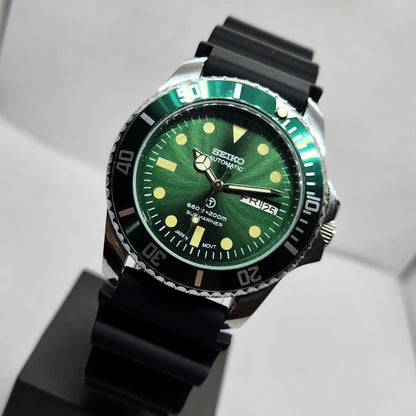Vintage MOD Seiko Sports Automatic Cal. 6309 17 Jewels Green Face Black Silicone Strap Rotating Bezel Men's Wrist Watch P2