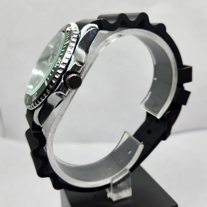 Vintage MOD Seiko Sports Automatic Cal. 6309 17 Jewels Green Face Black Silicone Strap Rotating Bezel Men's Wrist Watch P2