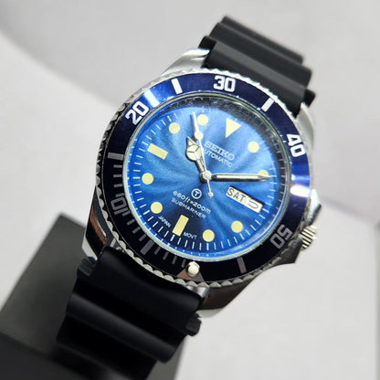 Vintage MOD Seiko Sports Automatic Cal. 6309 17 Jewels Blue Face Black Silicone Strap Rotating Bezel Men's Wrist Watch P3