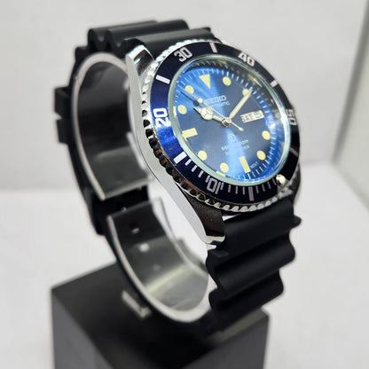 Vintage MOD Seiko Sports Automatic Cal. 6309 17 Jewels Blue Face Black Silicone Strap Rotating Bezel Men's Wrist Watch P3