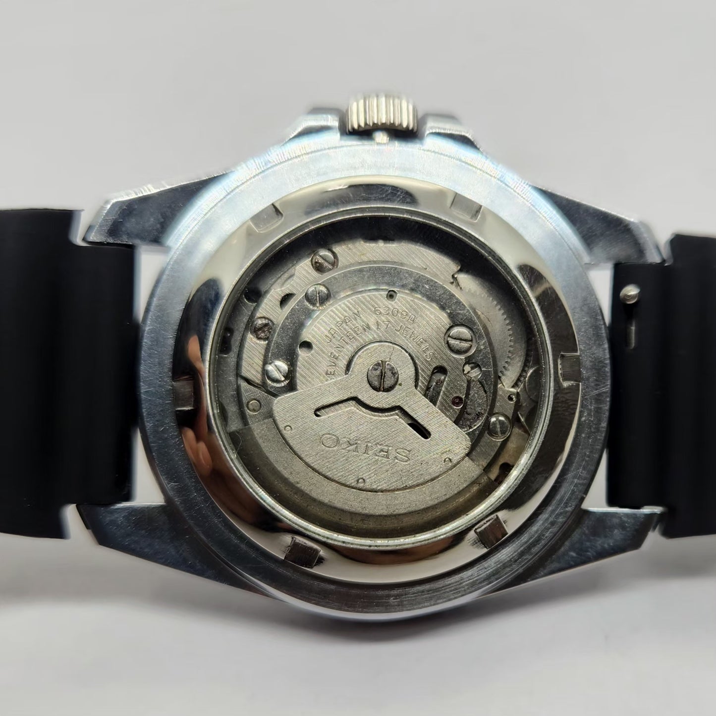 Vintage MOD Seiko Sports Automatic Cal. 6309 17 Jewels Green Face Black Silicone Strap Rotating Bezel Men's Wrist Watch P5