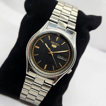 Vintage 1982 Original Seiko 5 Automatic 7009-3041 Black Face 17 Jewels Day-Date Japanese Men's Wrist Watch OG326