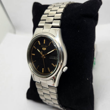 Vintage 1982 Original Seiko 5 Automatic 7009-3041 Black Face 17 Jewels Day-Date Japanese Men's Wrist Watch OG326