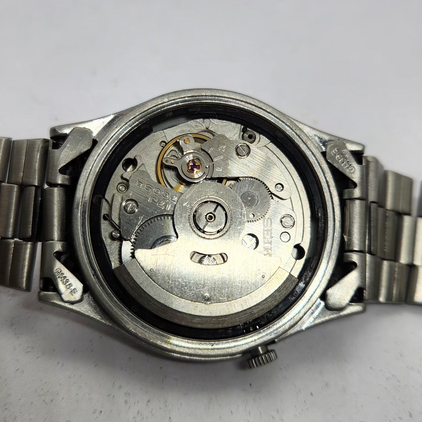 Vintage 1982 Original Seiko 5 Automatic 7009-3041 Black Face 17 Jewels Day-Date Japanese Men's Wrist Watch OG326
