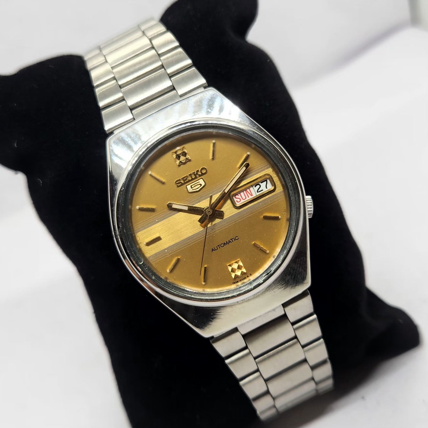 Vintage 1998 Original Seiko 5 Automatic 7S26-6000 Gold Face 21 Jewels Day-Date Japanese Men's Wrist Watch OG327