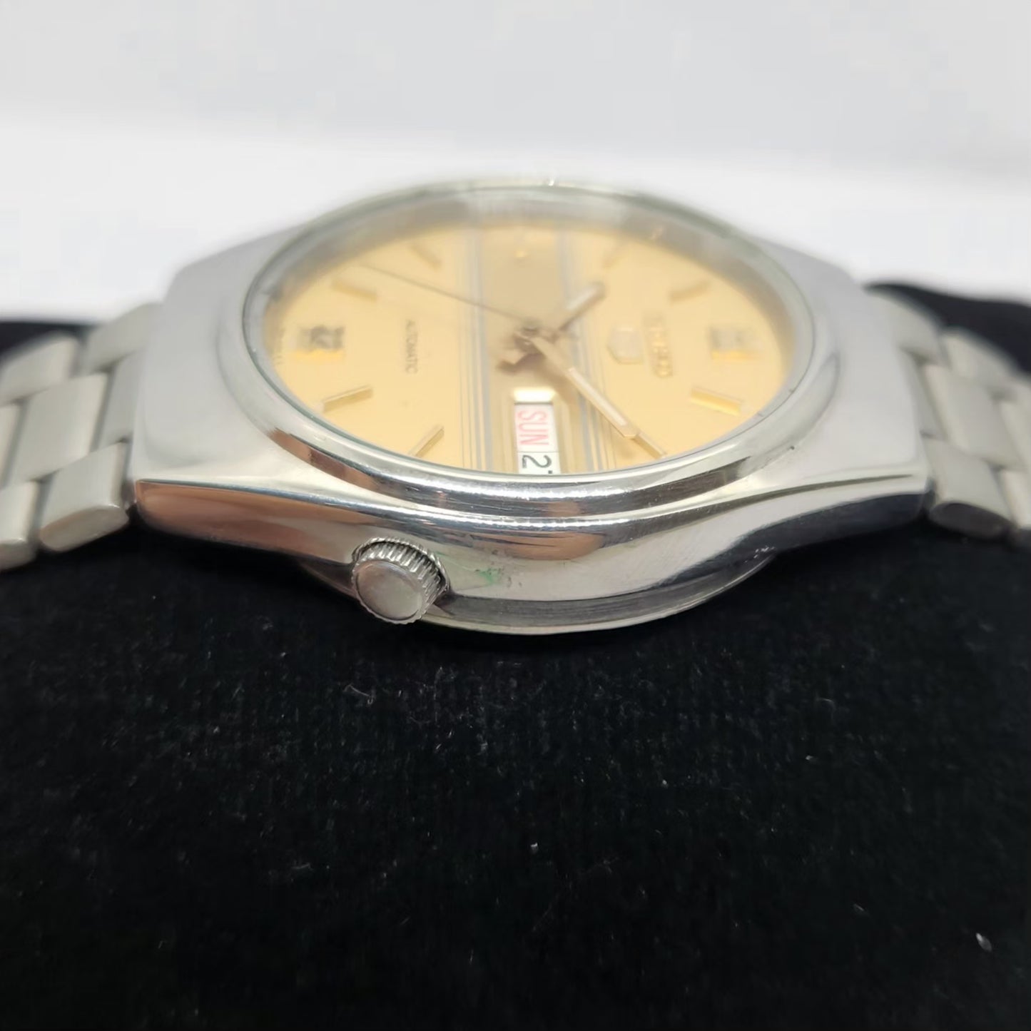 Vintage 1998 Original Seiko 5 Automatic 7S26-6000 Gold Face 21 Jewels Day-Date Japanese Men's Wrist Watch OG327