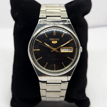 Vintage 1983 Original Seiko 5 Automatic 6309-581A Black Face 17 Jewels Day-Date Japanese Men's Wrist Watch OG328