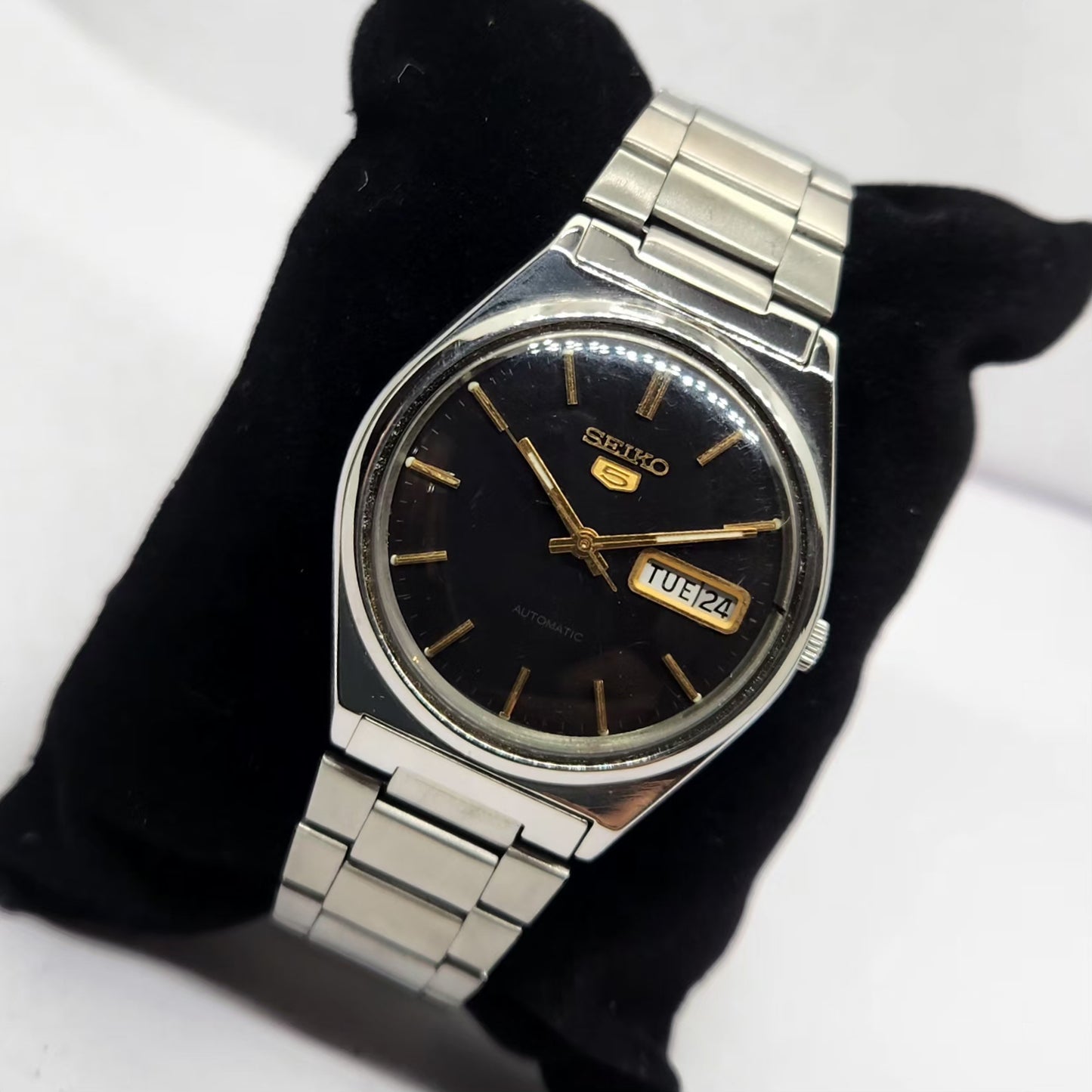 Vintage 1983 Original Seiko 5 Automatic 6309-581A Black Face 17 Jewels Day-Date Japanese Men's Wrist Watch OG328