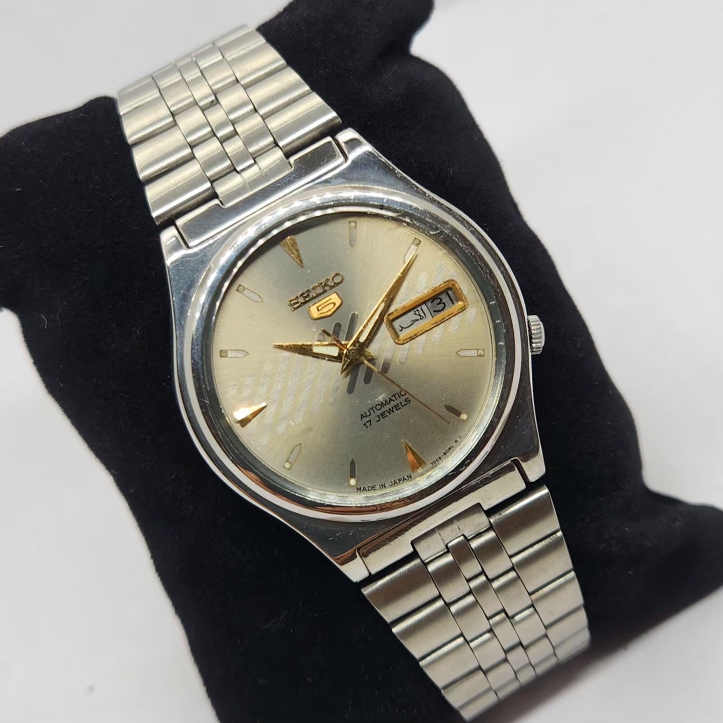 Vintage 1985 Original Seiko 5 Automatic 7009-3170 Silver Face 17 Jewels Day-Date Japanese Men's Wrist Watch OG329