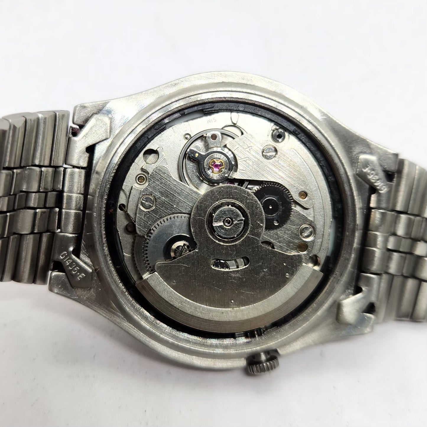 Vintage 1985 Original Seiko 5 Automatic 7009-3170 Silver Face 17 Jewels Day-Date Japanese Men's Wrist Watch OG329