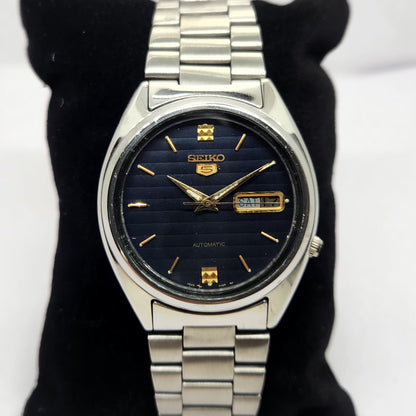Vintage 1983 Original Seiko 5 Automatic 7009-3041 Blue Face 17 Jewels Day-Date Japanese Men's Wrist Watch OG330