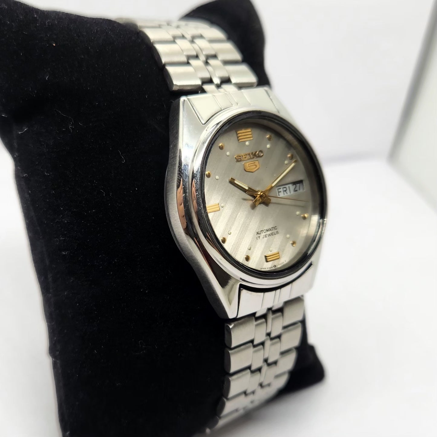 Vintage 1977 Original Seiko 5 Automatic 6309-6240 Silver Face 17 Jewels Day-Date Japanese Men's Wrist Watch OG331