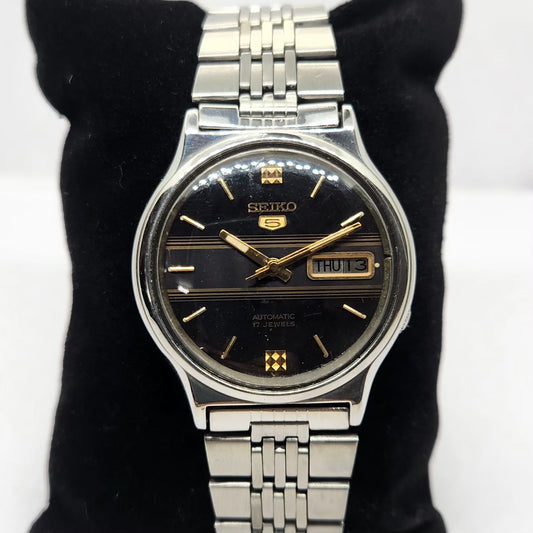 Vintage 1976 Original Seiko 5 Automatic 7009-3050 Black Face 17 Jewels Day-Date Japanese Men's Wrist Watch OG333