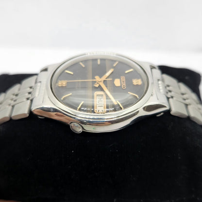 Vintage 1976 Original Seiko 5 Automatic 7009-3050 Black Face 17 Jewels Day-Date Japanese Men's Wrist Watch OG333