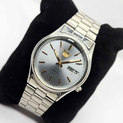 Vintage 1976 Original Seiko 5 Automatic 7009-3101 Ice Blue Face 17 Jewels Day-Date Japanese Men's Wrist Watch OG334