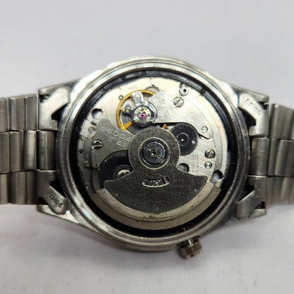 Vintage 1976 Original Seiko 5 Automatic 7009-3101 Ice Blue Face 17 Jewels Day-Date Japanese Men's Wrist Watch OG334