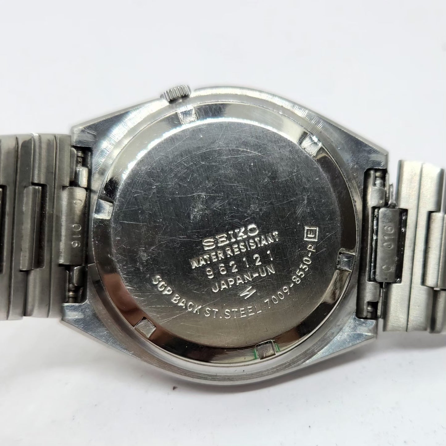 Vintage 1979 Original Seiko 5 Automatic 7009-8530 Black Face 17 Jewels Day-Date Japanese Men's Wrist Watch OG335