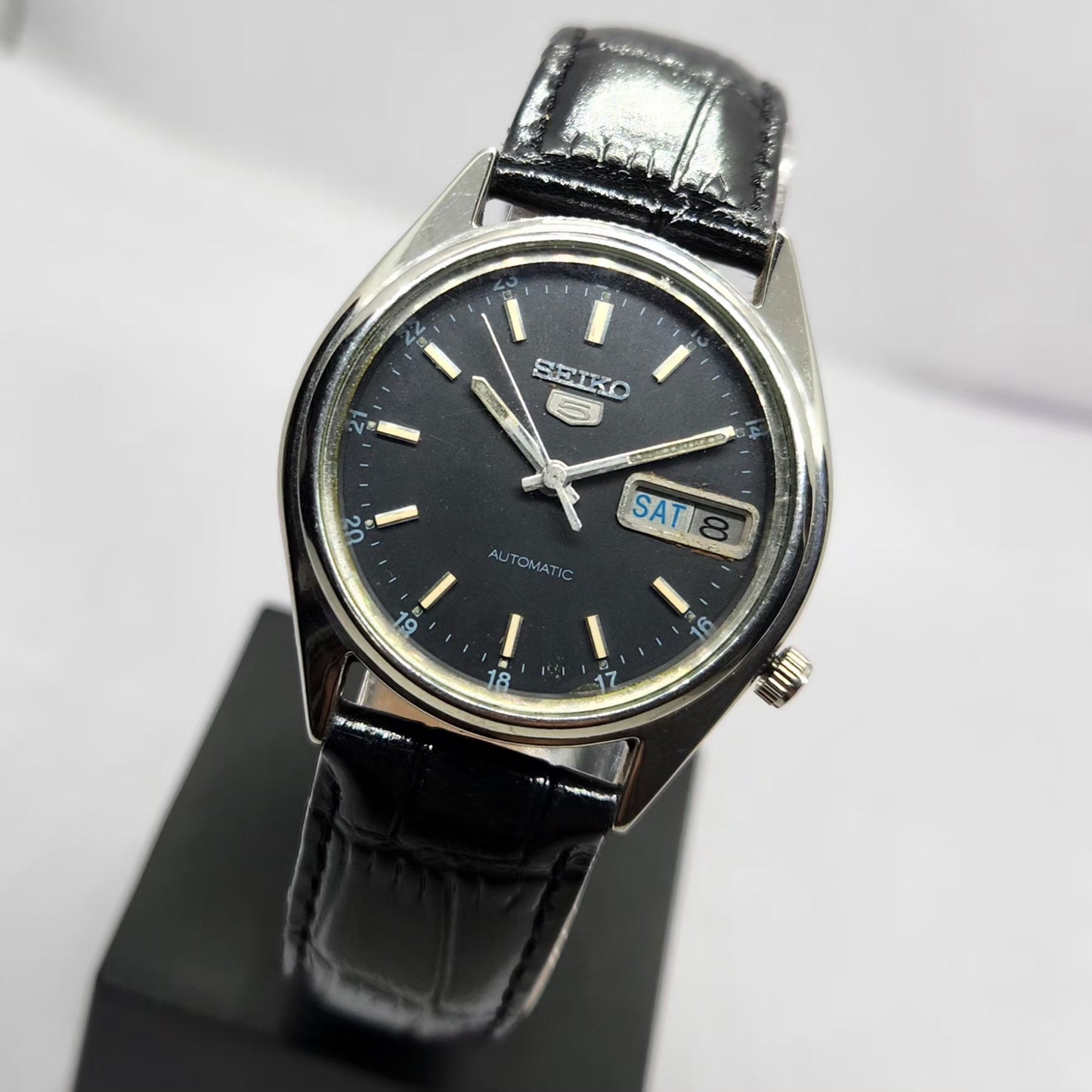 Vintage 1980 Original Seiko 5 Automatic 7009-209A Black Face 17 Jewels Day-Date Japanese Men's Wrist Watch OG344