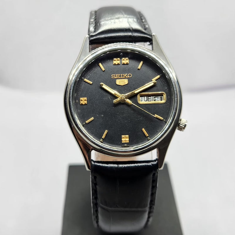 Vintage 1976 Original Seiko 5 Automatic 7009-3040 Black Face 17 Jewels Day-Date Japanese Men's Wrist Watch OG345