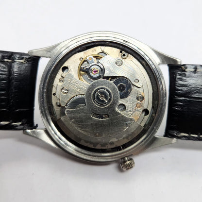 Vintage 1976 Original Seiko 5 Automatic 7009-3040 Black Face 17 Jewels Day-Date Japanese Men's Wrist Watch OG345