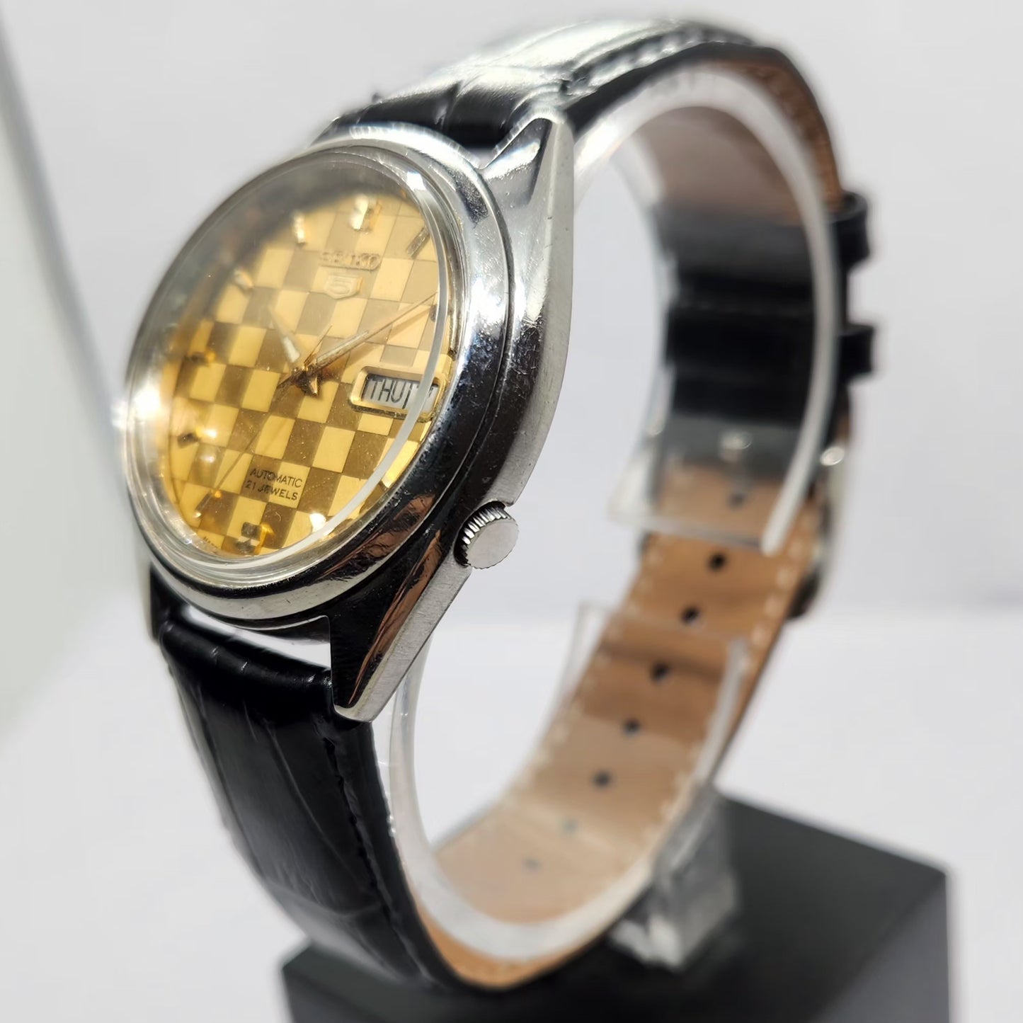 Vintage 1979 Original Seiko 5 Automatic 7009-3040 Gold Face 17 Jewels Day-Date Japanese Men's Wrist Watch OG346
