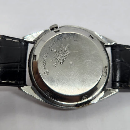 Vintage 1979 Original Seiko 5 Automatic 7009-3040 Gold Face 17 Jewels Day-Date Japanese Men's Wrist Watch OG346