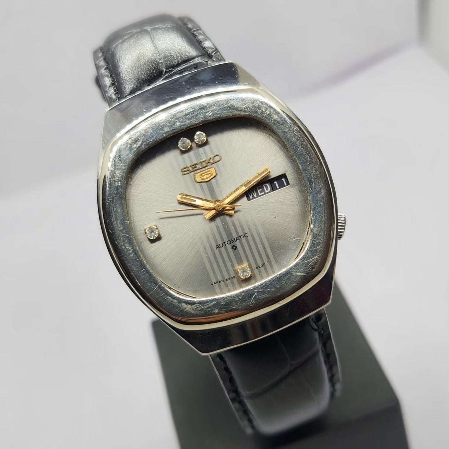 Vintage 1982 Original Seiko 5 Automatic 6309-7090 Silver Face 17 Jewels Day-Date Japanese Men's Wrist Watch OG347