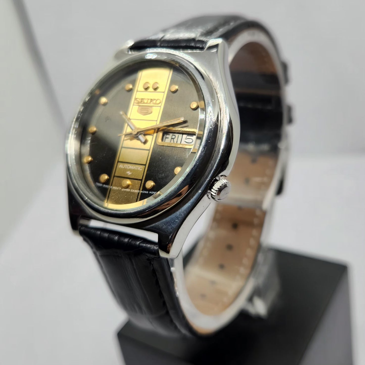 Vintage 1976 Original Seiko 5 Automatic 7009-3070 Black & Gold Face 17 Jewels Day-Date Japanese Men's Wrist Watch OG349