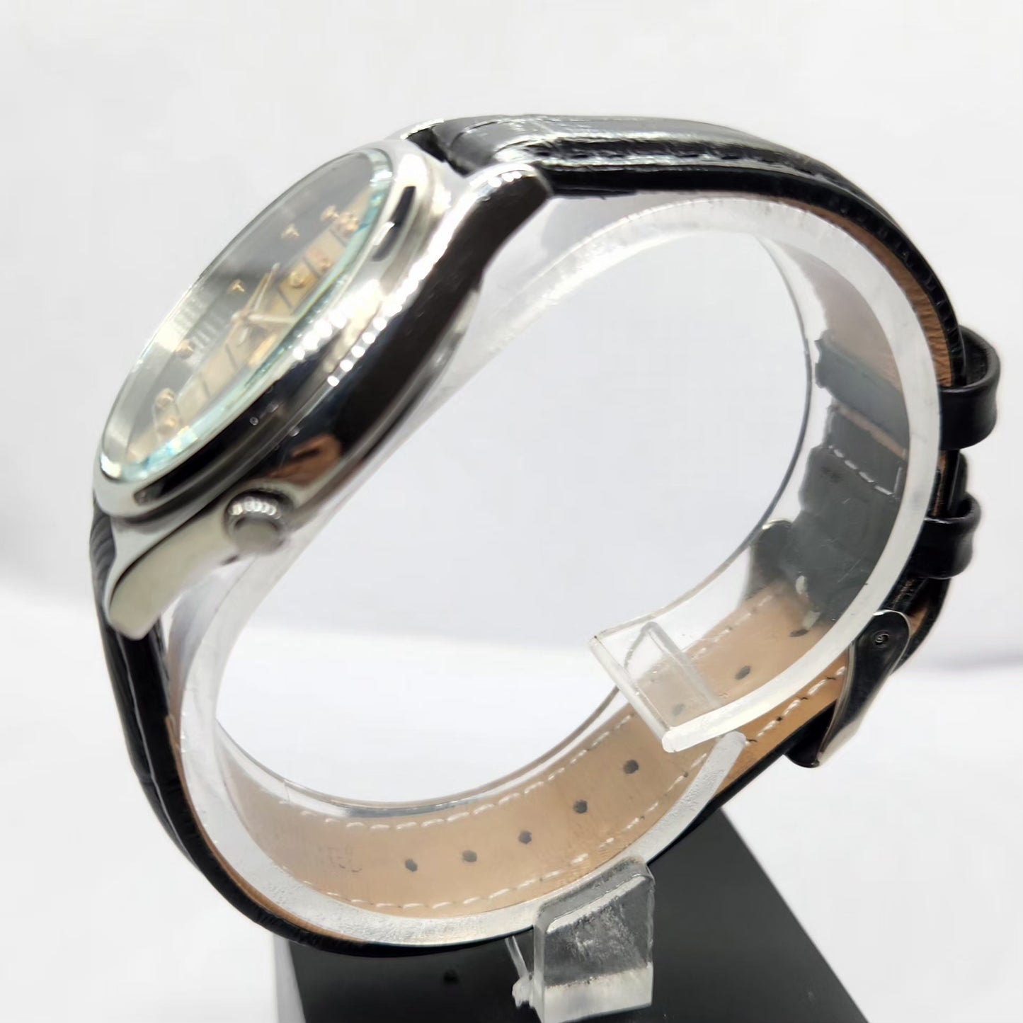 Vintage 1976 Original Seiko 5 Automatic 7009-3070 Black & Gold Face 17 Jewels Day-Date Japanese Men's Wrist Watch OG349