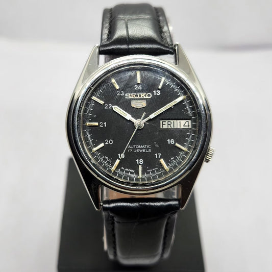 Vintage 1982 Original Seiko 5 Automatic 7009-876A Black Face 17 Jewels Day-Date Japanese Men's Wrist Watch OG353