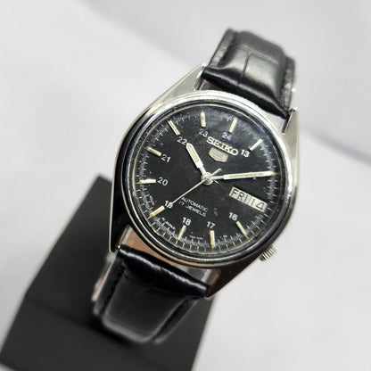 Vintage 1982 Original Seiko 5 Automatic 7009-876A Black Face 17 Jewels Day-Date Japanese Men's Wrist Watch OG353