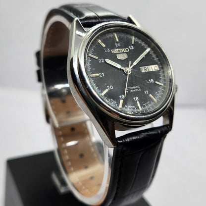 Vintage 1982 Original Seiko 5 Automatic 7009-876A Black Face 17 Jewels Day-Date Japanese Men's Wrist Watch OG353