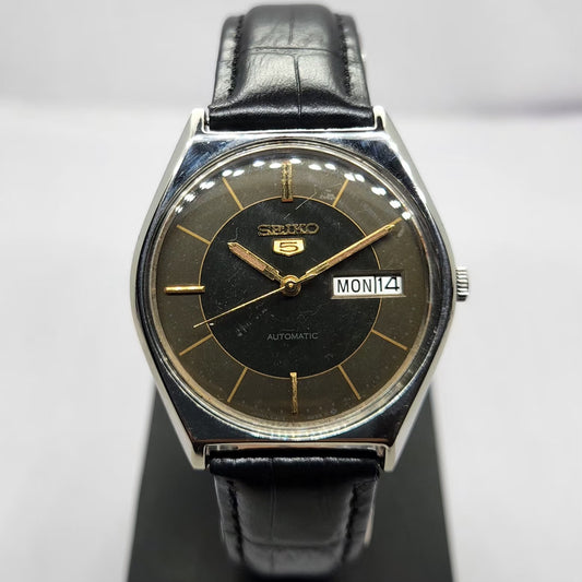 Vintage 1982 Original Seiko 5 Automatic 6309-564A Brown Face 17 Jewels Day-Date Japanese Men's Wrist Watch OG354
