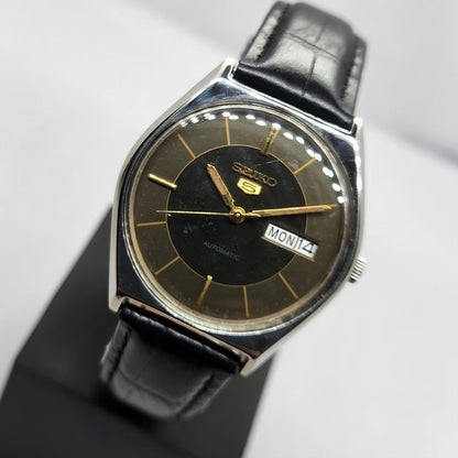 Vintage 1982 Original Seiko 5 Automatic 6309-564A Brown Face 17 Jewels Day-Date Japanese Men's Wrist Watch OG354