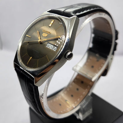 Vintage 1982 Original Seiko 5 Automatic 6309-564A Brown Face 17 Jewels Day-Date Japanese Men's Wrist Watch OG354