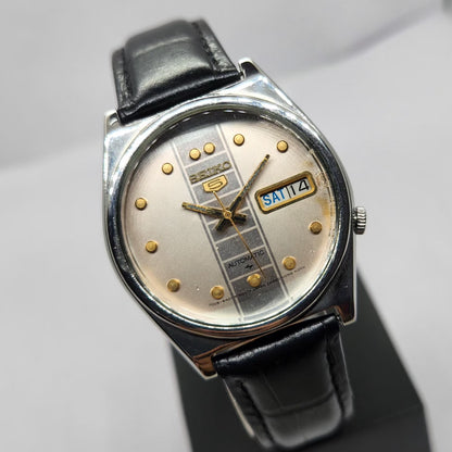 Vintage 1980 Original Seiko 5 Automatic 7009-3041 Beach Face 17 Jewels Day-Date Japanese Men's Wrist Watch OG355