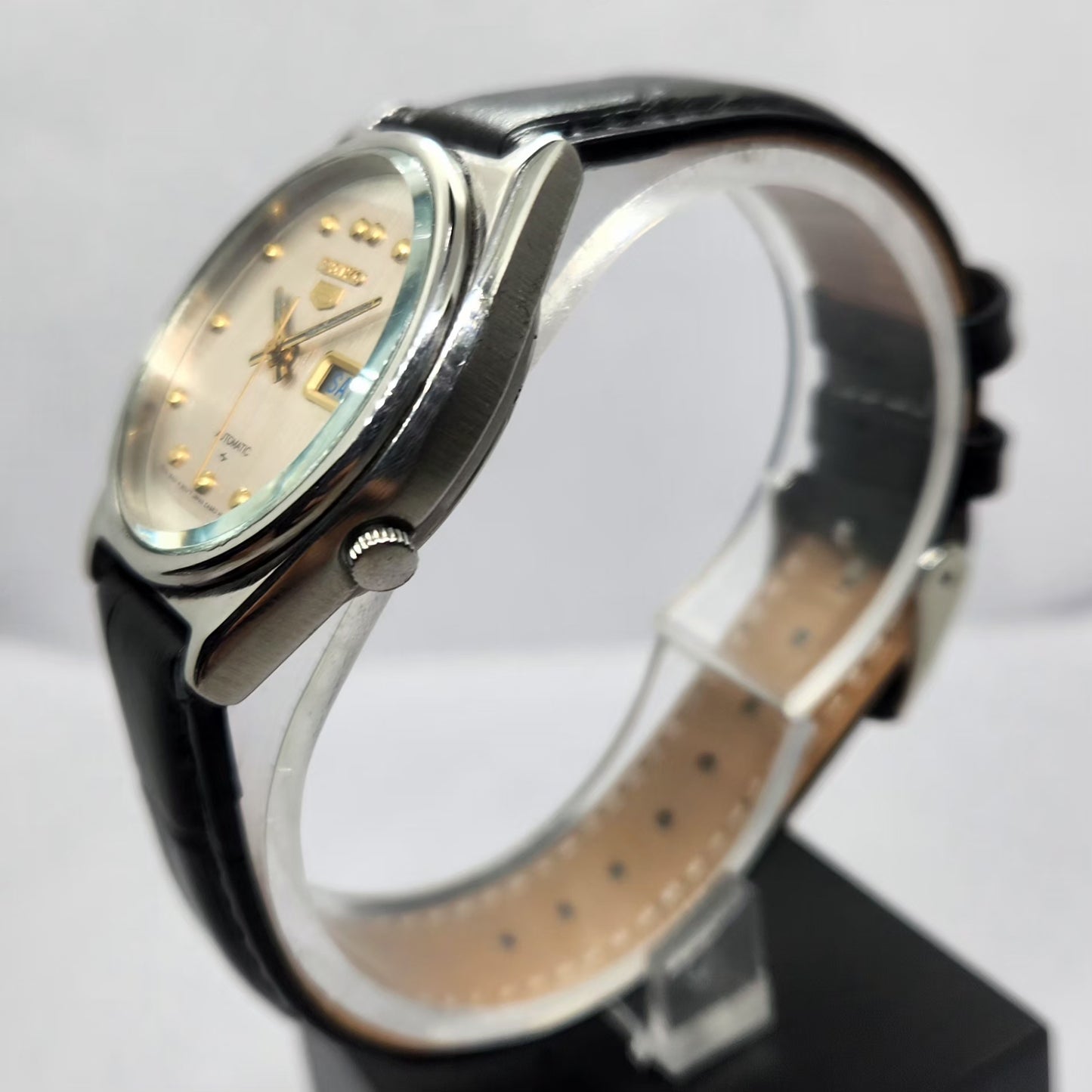 Vintage 1980 Original Seiko 5 Automatic 7009-3041 Beach Face 17 Jewels Day-Date Japanese Men's Wrist Watch OG355