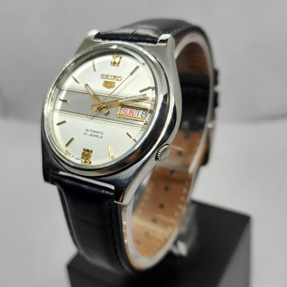 Vintage 1997 Original Seiko 5 Automatic 7S26-3170 Silver Face 21 Jewels Day-Date Japanese Men's Wrist Watch OG357