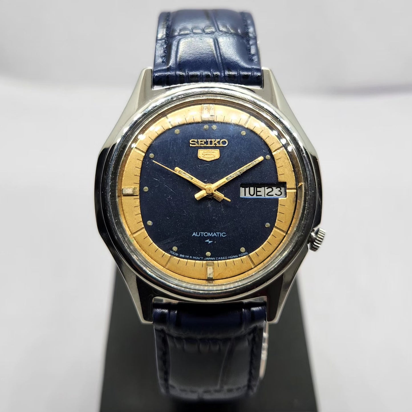 Vintage 1981 Original Seiko 5 Automatic 7009-8670 Blue Face 17 Jewels Day-Date Japanese Men's Wrist Watch OG358