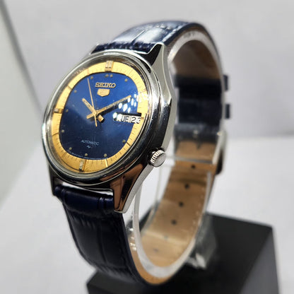 Vintage 1981 Original Seiko 5 Automatic 7009-8670 Blue Face 17 Jewels Day-Date Japanese Men's Wrist Watch OG358