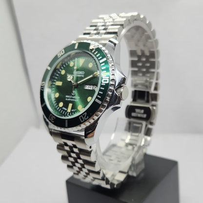 Vintage MOD Seiko Sports Automatic Cal. 6309 17 Jewels Green Face Jubilee Bracelet Rotating Bezel Men's Wrist Watch P6