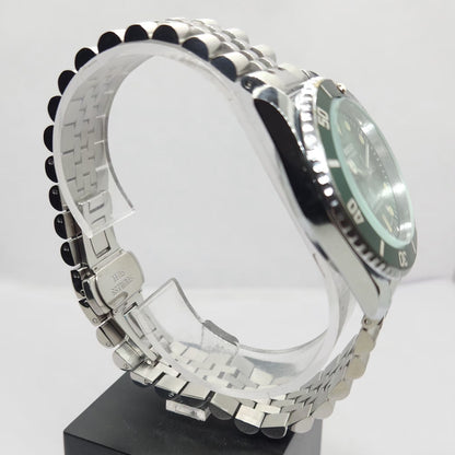 Vintage MOD Seiko Sports Automatic Cal. 6309 17 Jewels Green Face Jubilee Bracelet Rotating Bezel Men's Wrist Watch P6