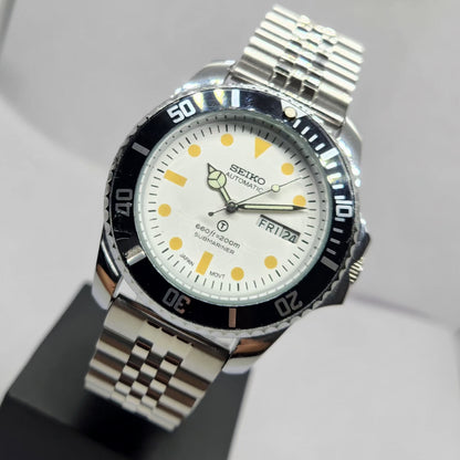 Vintage MOD Seiko Sports Automatic Cal. 6309 17 Jewels White Face Jubilee Bracelet Rotating Bezel Men's Wrist Watch P7