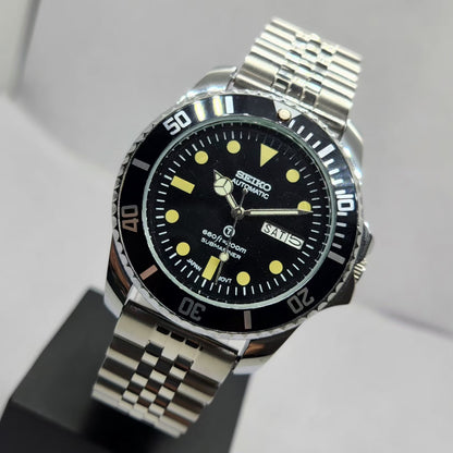 Vintage MOD Seiko Sports Automatic Cal. 6309 17 Jewels Black Face Jubilee Bracelet Rotating Bezel Men's Wrist Watch P8
