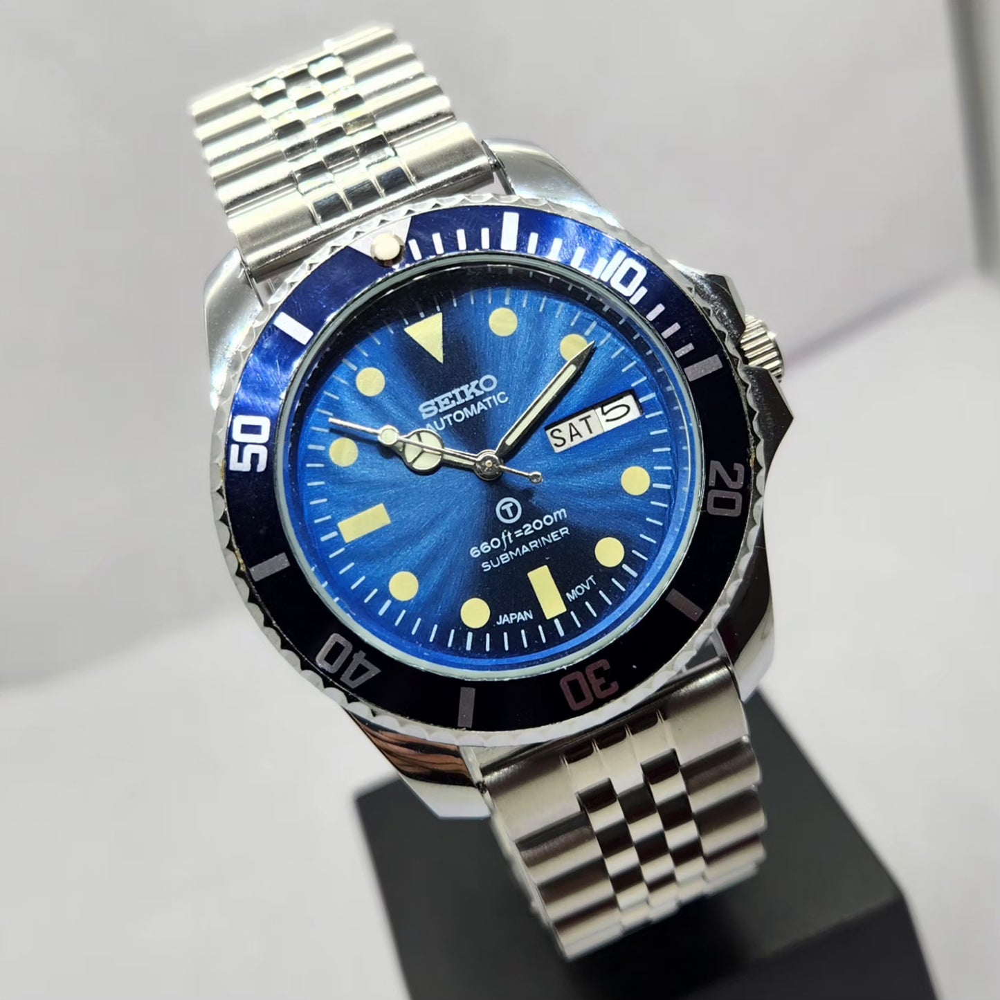 Vintage MOD Seiko Sports Automatic Cal. 6309 17 Jewels Blue Face Jubilee Bracelet Rotating Bezel Men's Wrist Watch P9